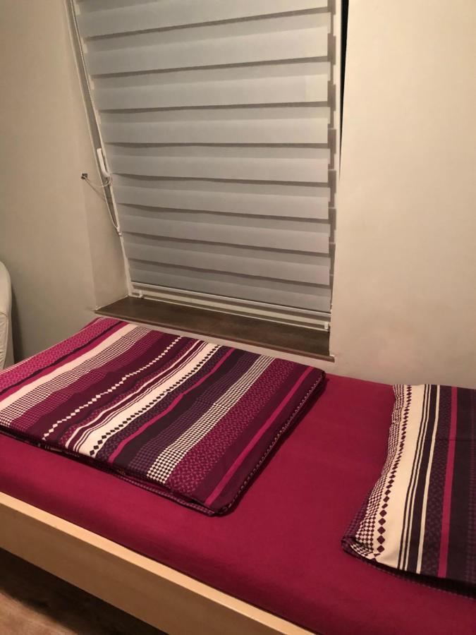 Tanie Blisko Lotniska Hostel Posen