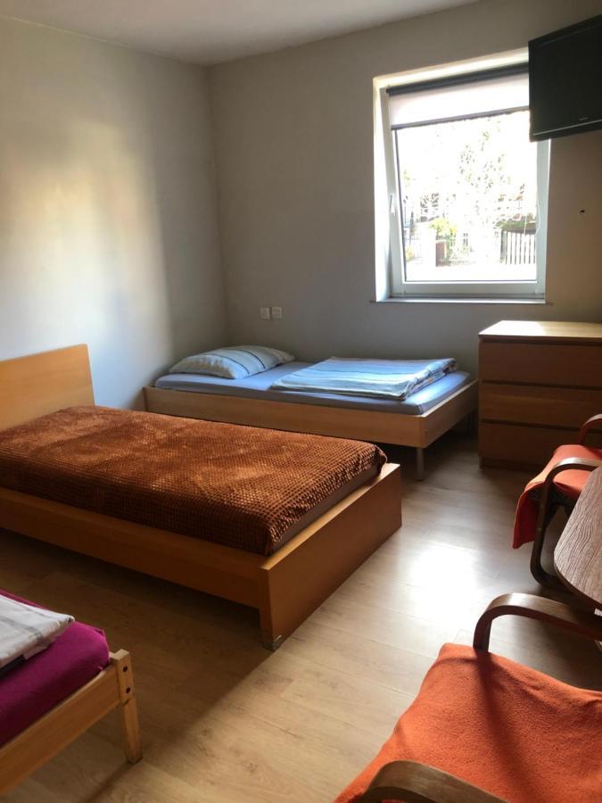 Tanie Blisko Lotniska Hostel